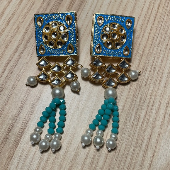Indian earring no.02 - Picture 1 of 2